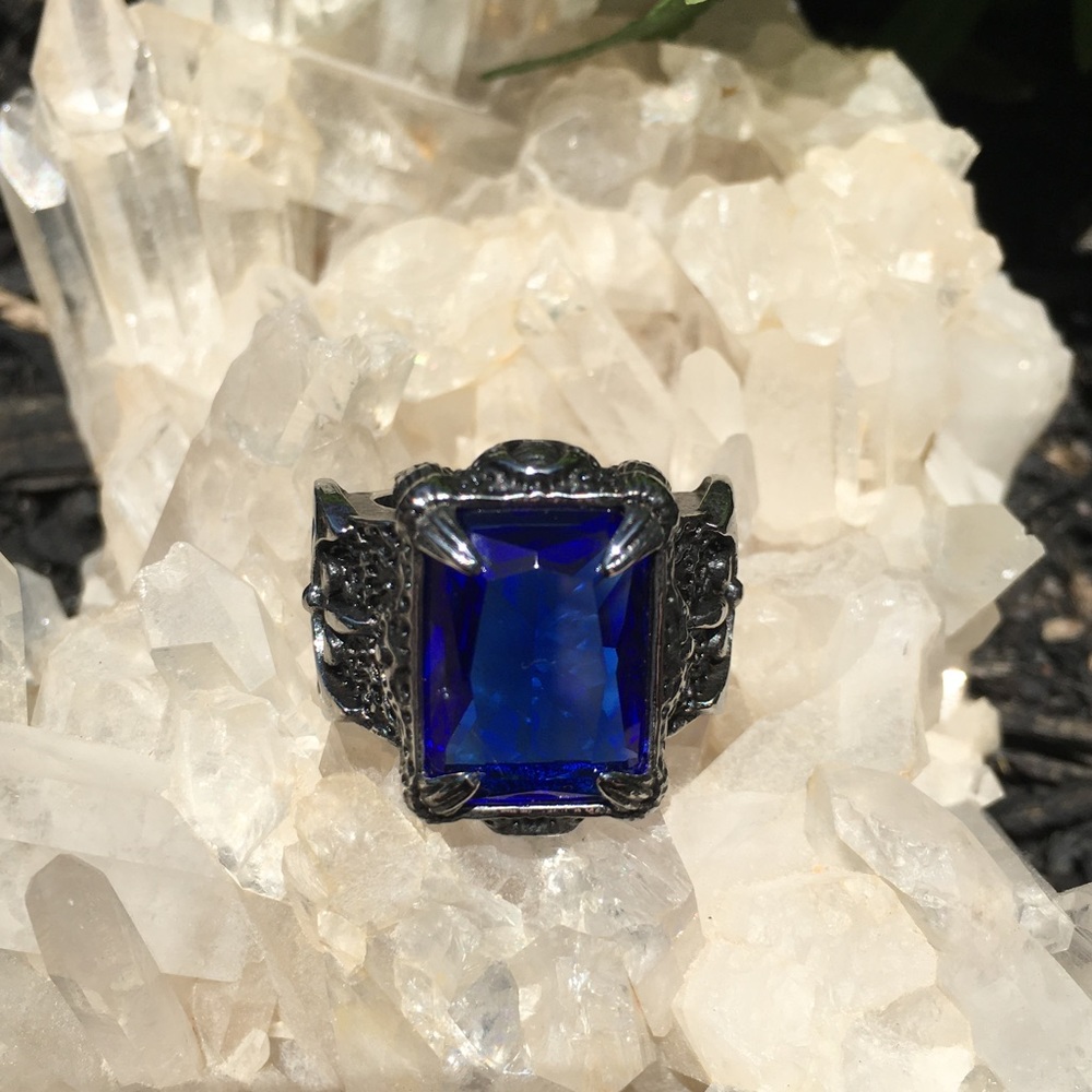 3 “MYSTERY” Rings - 💍💍💍 - Picture 2 of 13
